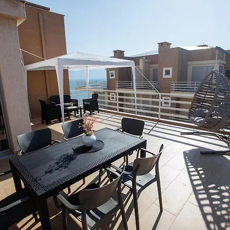 Aulona Luxury Seaview Residences *