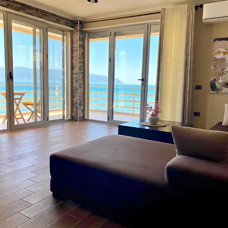 Aulona Luxury Seaview Residences * Vlorë