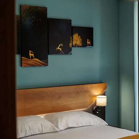 Aulona Luxury Seaview Residences