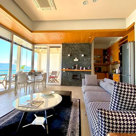 Aulona Luxury Seaview Residences * Vlorë