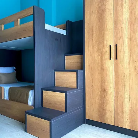 Aulona Luxury Seaview Residences *